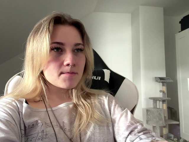 FlippyPippy live cam on BongaCams