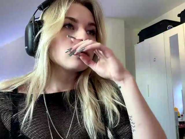 FlippyPippy live cam on BongaCams