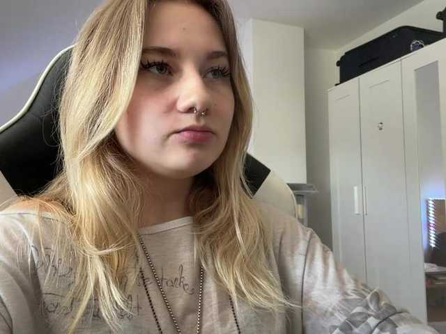FlippyPippy live cam on BongaCams