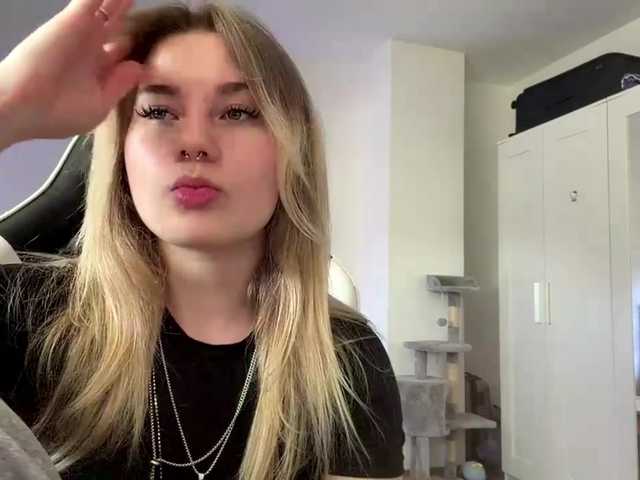 FlippyPippy live cam on BongaCams
