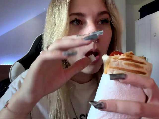 FlippyPippy live cam on BongaCams