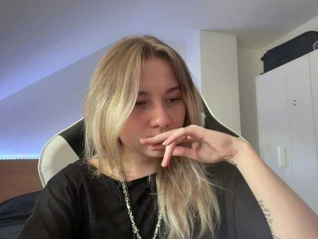 FlippyPippy live cam on BongaCams