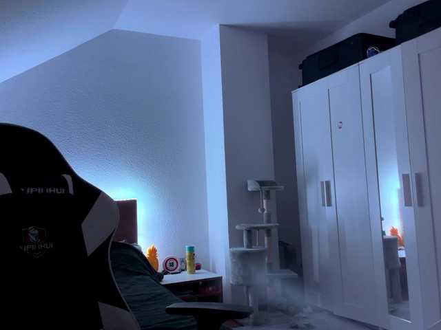 FlippyPippy live cam on BongaCams