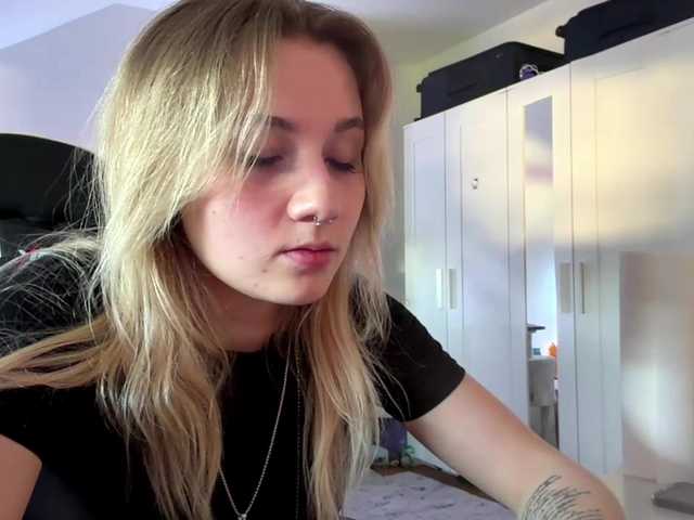 FlippyPippy live cam on BongaCams