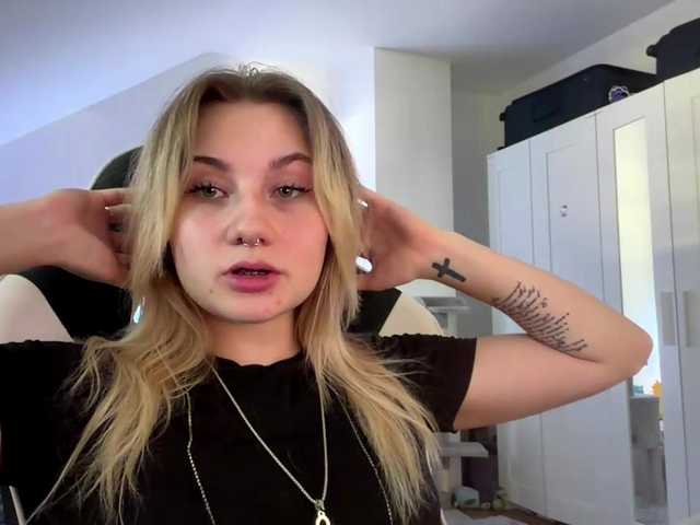 FlippyPippy live cam on BongaCams