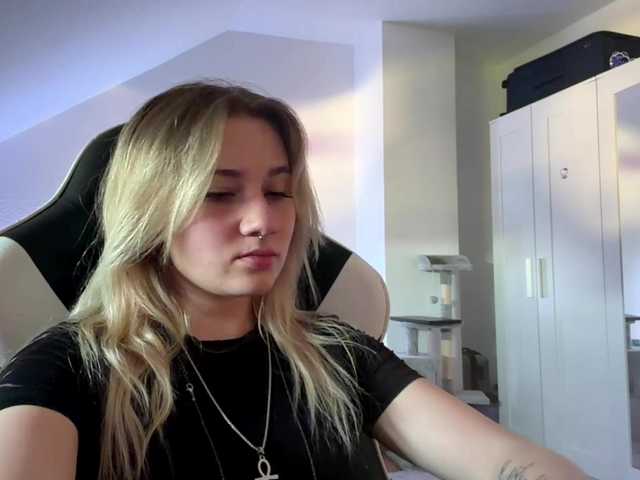 FlippyPippy live cam on BongaCams