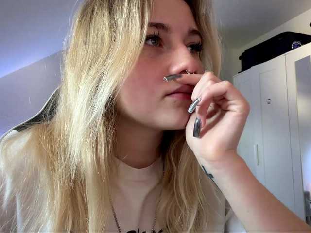 FlippyPippy live cam on BongaCams