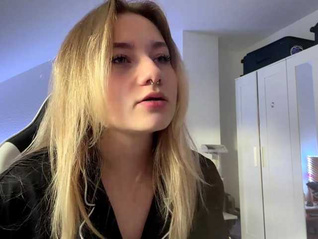 FlippyPippy live cam on BongaCams