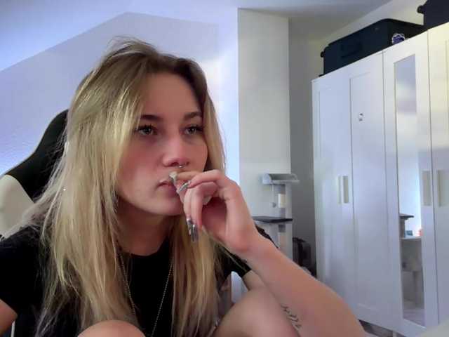 FlippyPippy live cam on BongaCams