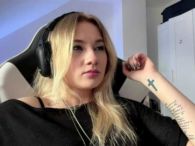 FlippyPippy live webcam show
