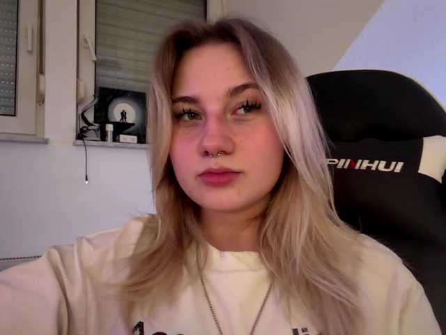 FlippyPippy live cam on BongaCams