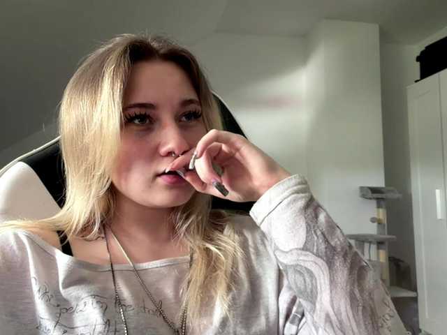 FlippyPippy live cam on BongaCams