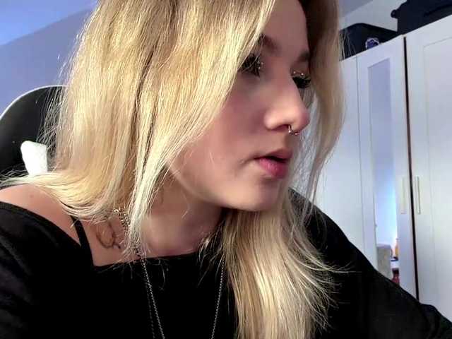 FlippyPippy live webcam show