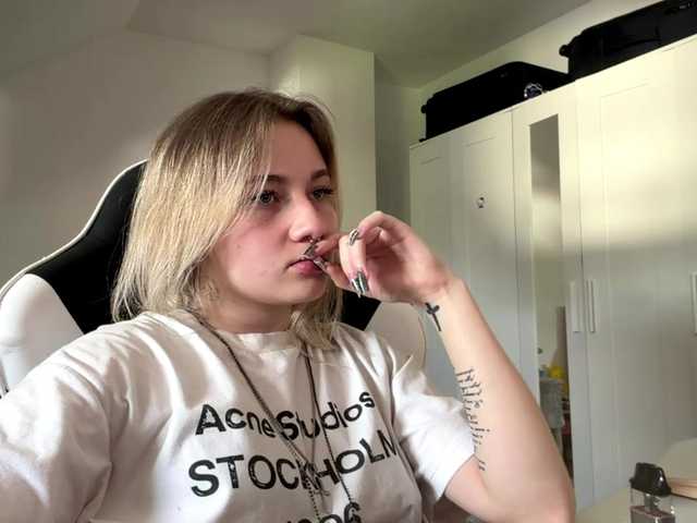 FlippyPippy live cam on BongaCams