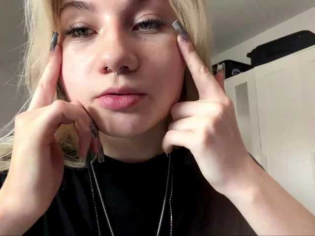 FlippyPippy live cam on BongaCams