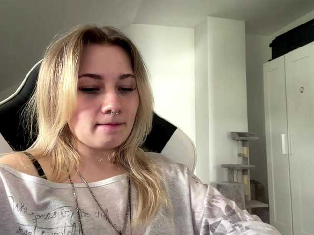 FlippyPippy live cam on BongaCams