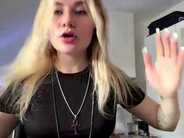 FlippyPippy live webcam show