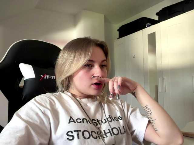 FlippyPippy live cam on BongaCams