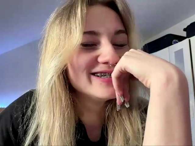 FlippyPippy live cam on BongaCams