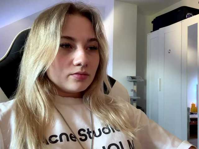 FlippyPippy live webcam show