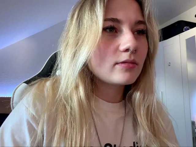 FlippyPippy live webcam show