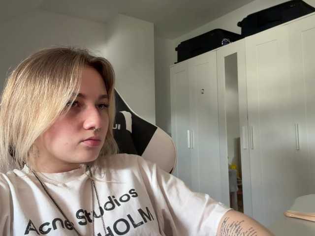 FlippyPippy live cam on BongaCams