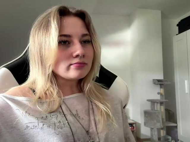 FlippyPippy live cam on BongaCams