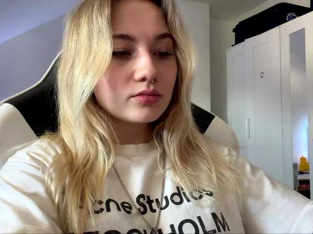 FlippyPippy live webcam show