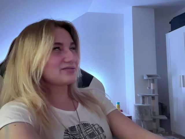 FlippyPippy live cam on BongaCams