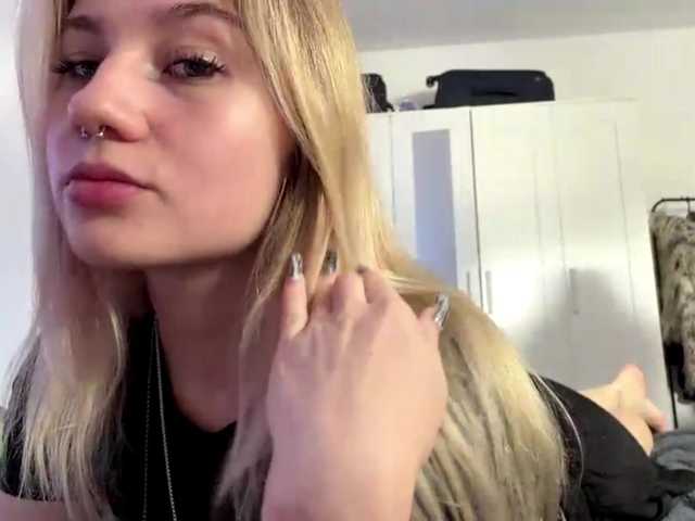 FlippyPippy live cam on BongaCams