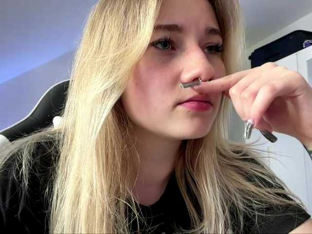 FlippyPippy live webcam show