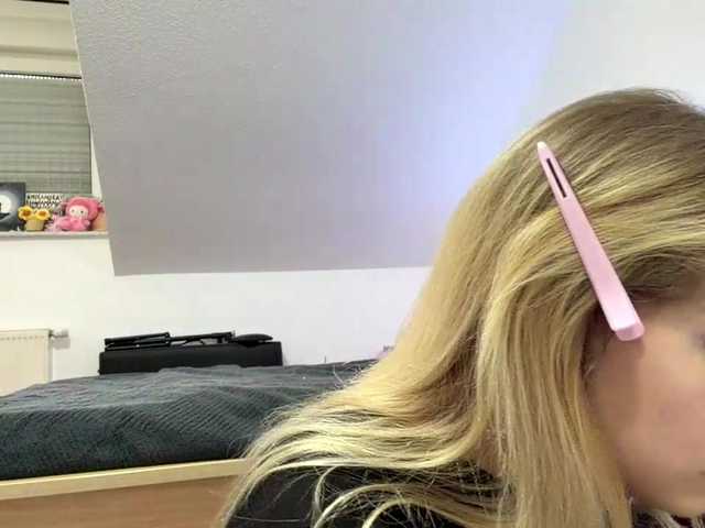 FlippyPippy live cam on BongaCams
