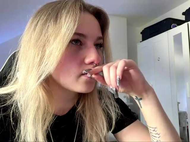 FlippyPippy live cam on BongaCams