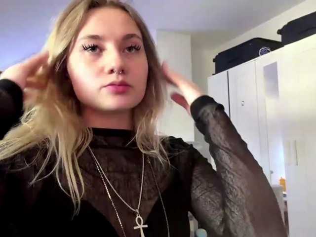FlippyPippy live cam on BongaCams