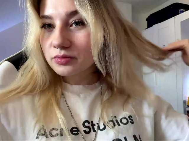 FlippyPippy live webcam show
