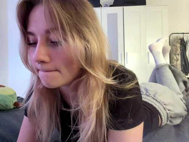 FlippyPippy live cam on BongaCams