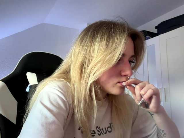 FlippyPippy live cam on BongaCams