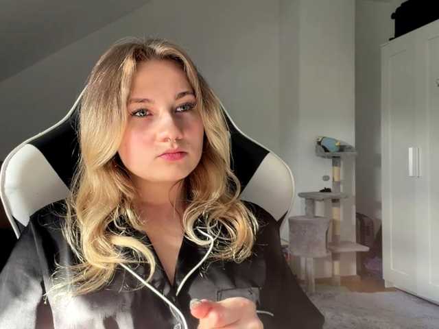 FlippyPippy live cam on BongaCams