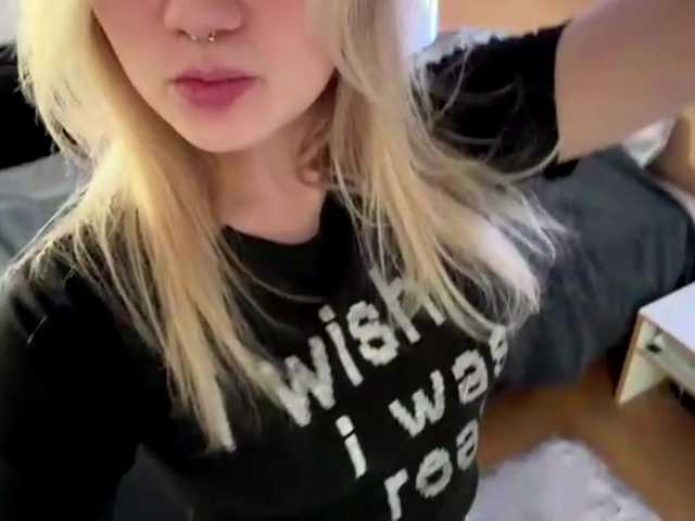 FlippyPippy live cam on BongaCams