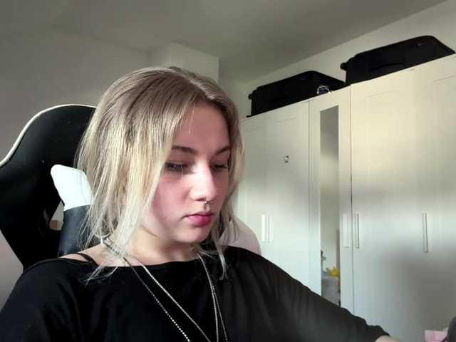 FlippyPippy live cam on BongaCams