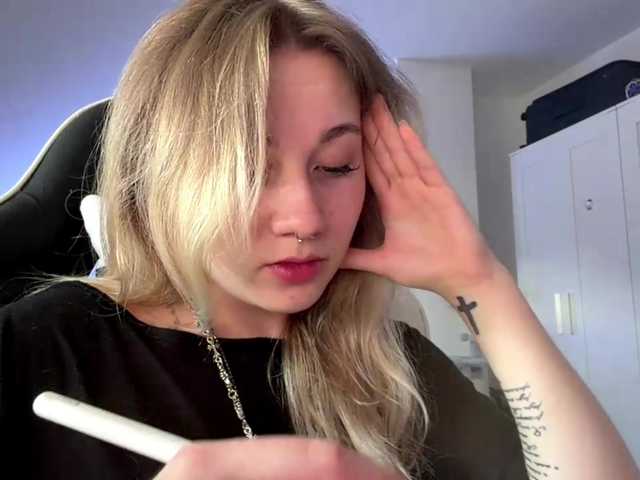 FlippyPippy live cam on BongaCams