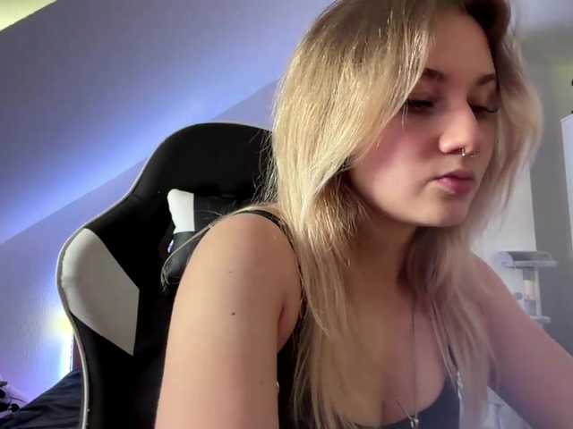 FlippyPippy live cam on BongaCams