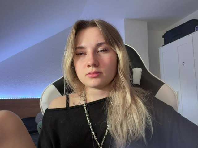 FlippyPippy live cam on BongaCams