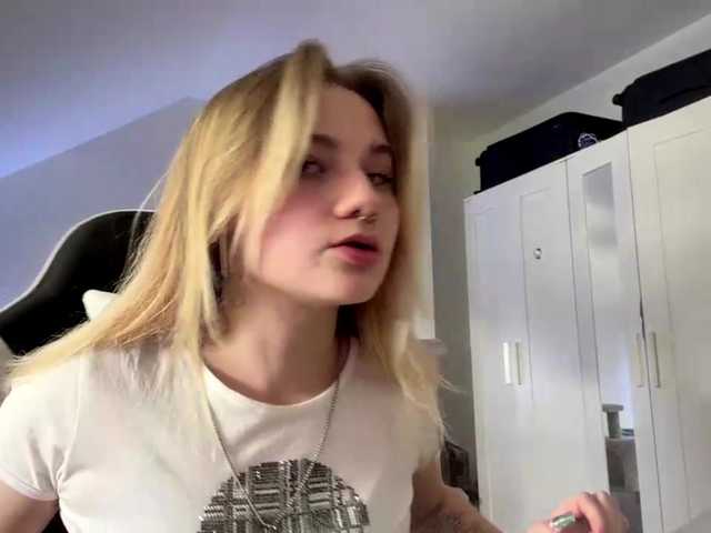 FlippyPippy live cam on BongaCams