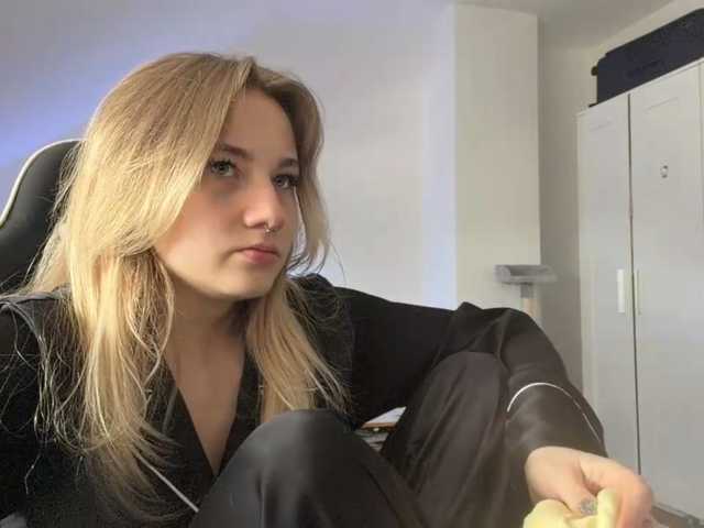 FlippyPippy live cam on BongaCams