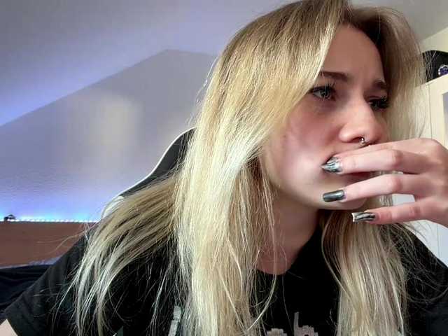 FlippyPippy live cam on BongaCams