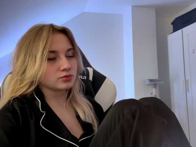 FlippyPippy live cam on BongaCams