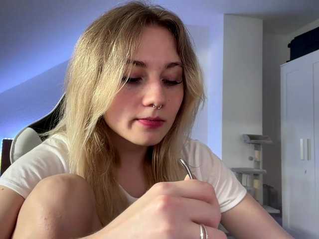 FlippyPippy live cam on BongaCams