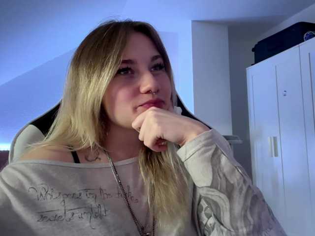 FlippyPippy live cam on BongaCams