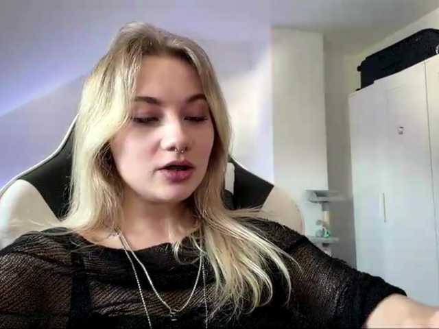 FlippyPippy live cam on BongaCams